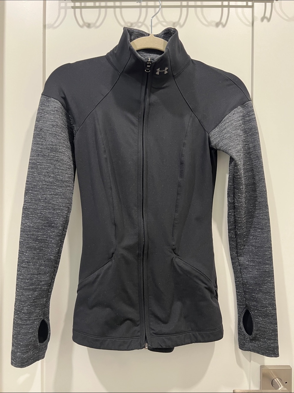 Under Armour Jacket with Charcoal Sleeves - Picture 1 of 14